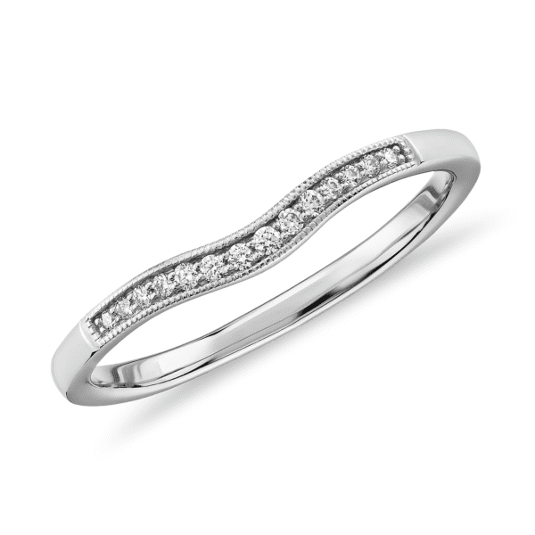 Graduated Milgrain Curved Diamond Ring in 14k White Gold (1/10 ct. tw.)