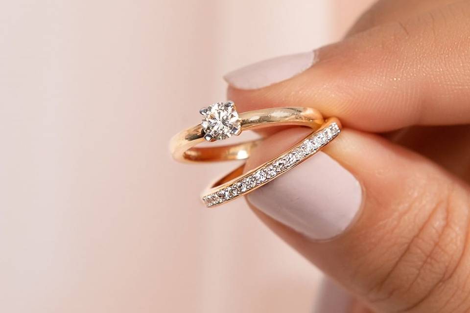59411 gold engagement ring design for couple caratlane lead image 5